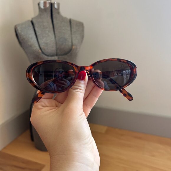 90s Vintage sunnies - Picture 3 of 3